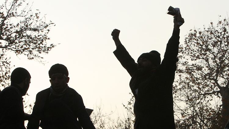 Iranische Demonstranten vor der britischen Botschaft am Dienstag.
