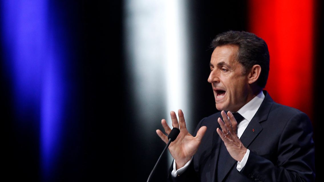 2011-12-01T211641Z_01_JPP125_RTRMDNP_3_EUROZONE-FRANCE.JPG562108753200015183.jpg