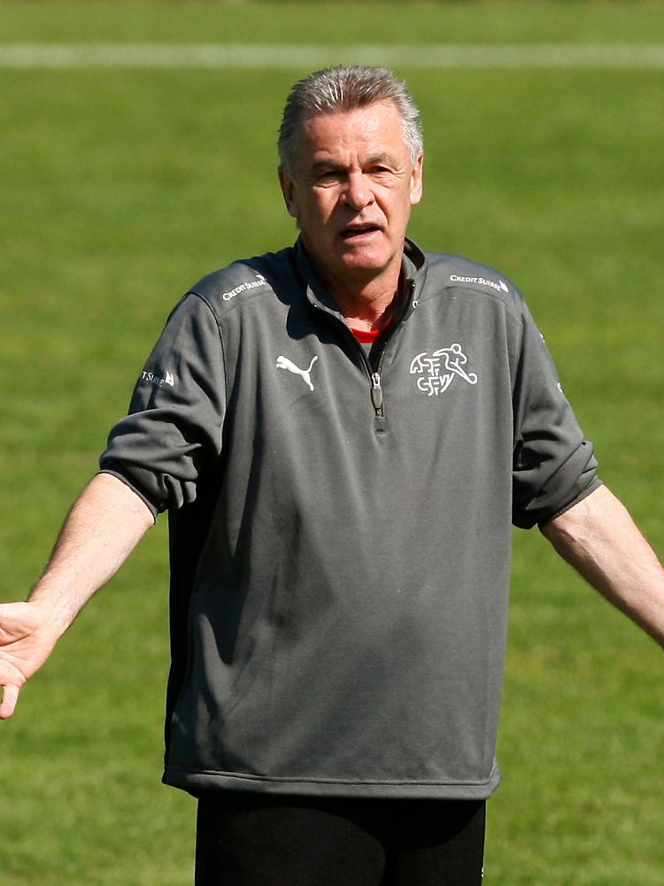 Ottmar Hitzfeld will mit der Schweiz gegen Griechenland "auf der Hut sein".
