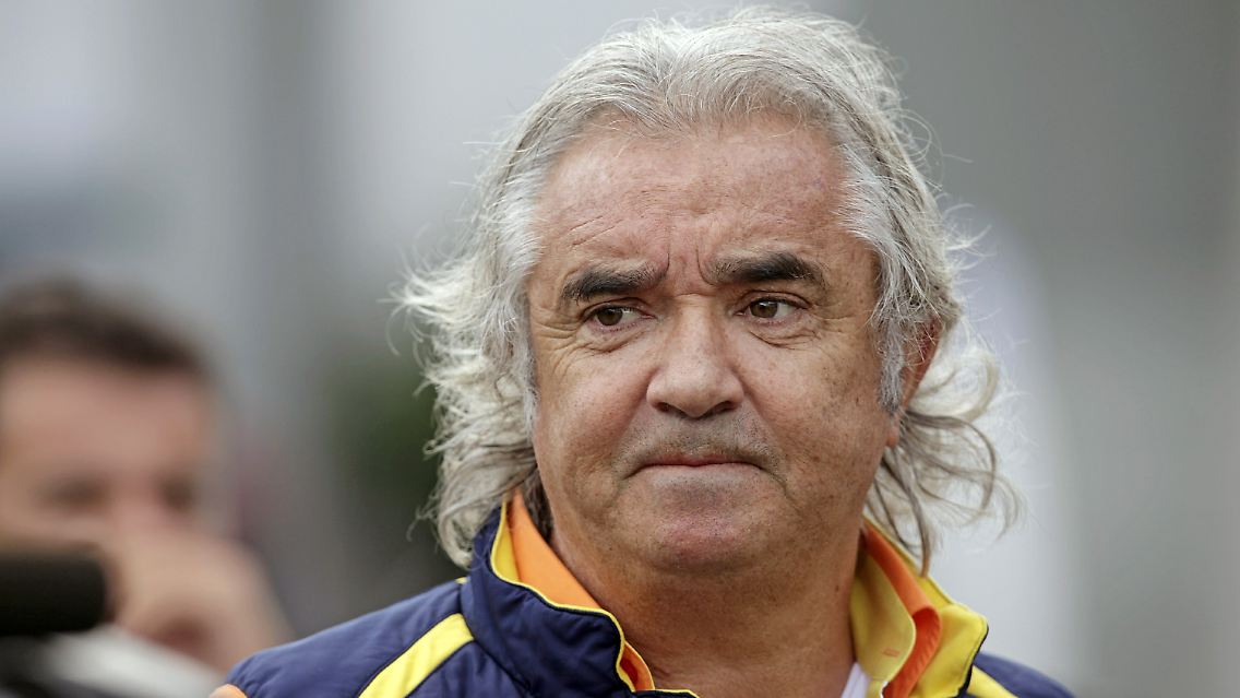 Unter Druck: Renault-Teamchef Flavio Briatore.