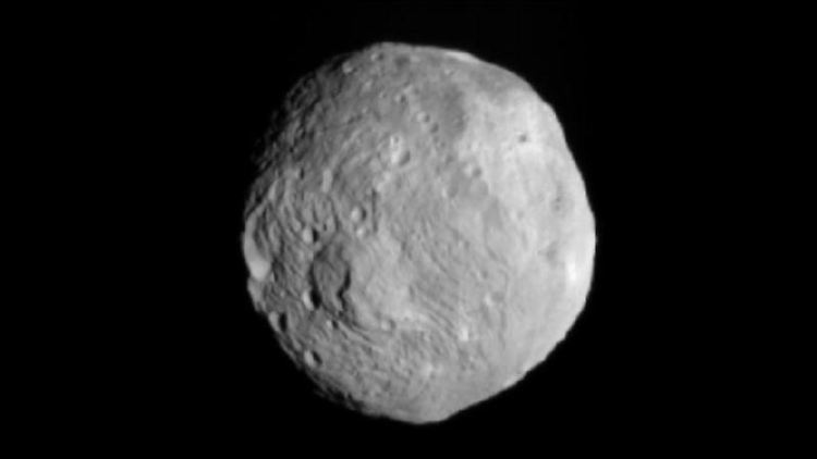 Der Asteroid Vesta musste einiges aushalten.