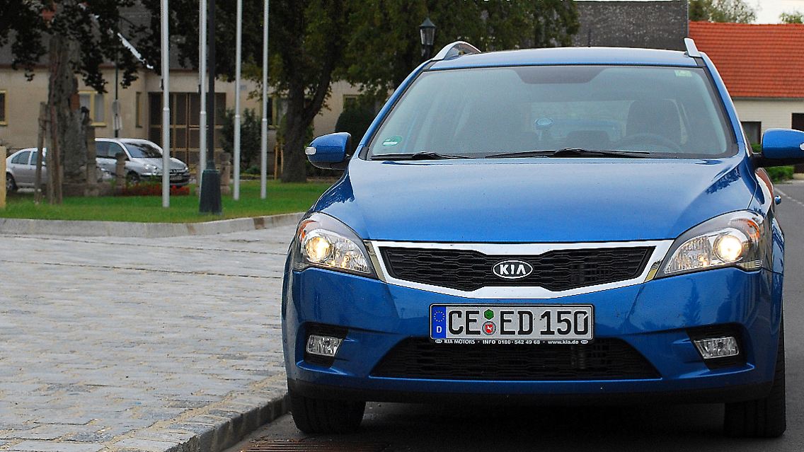 Kia Ceed 02.09.2009 15-13-20.JPG
