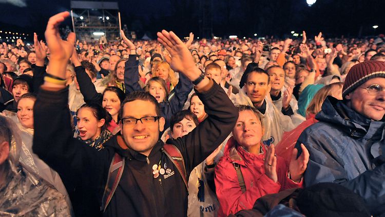 40.000 kamen in den Paradiespark.