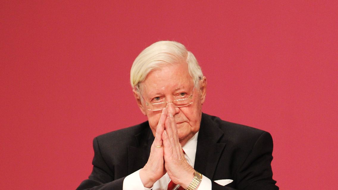 Schmidt richtet mahnende Worte an die Regierung.
