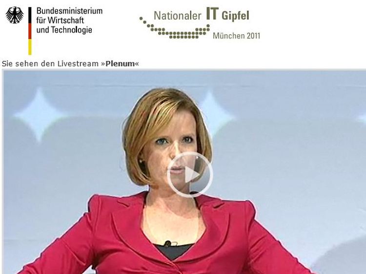 Podiumsdiskussion mit Wirtschaftsminister, Infineon, SAP, IBM und Telekom: Valerie Haller moderiert.