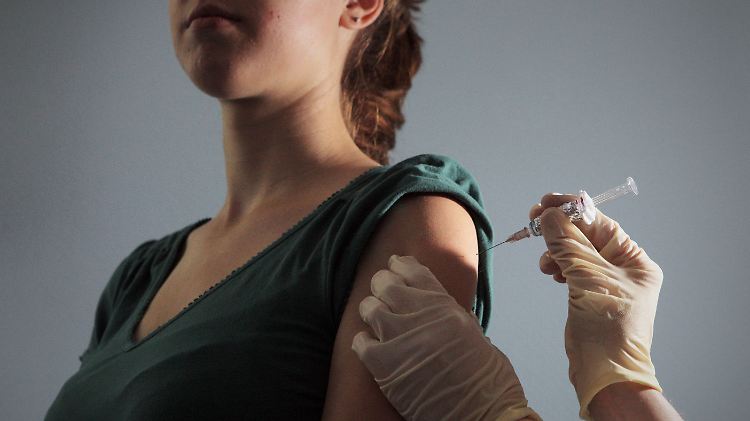 Der Gesundheitszustand der Tester wird während der Testphase genau dokumentiert.
