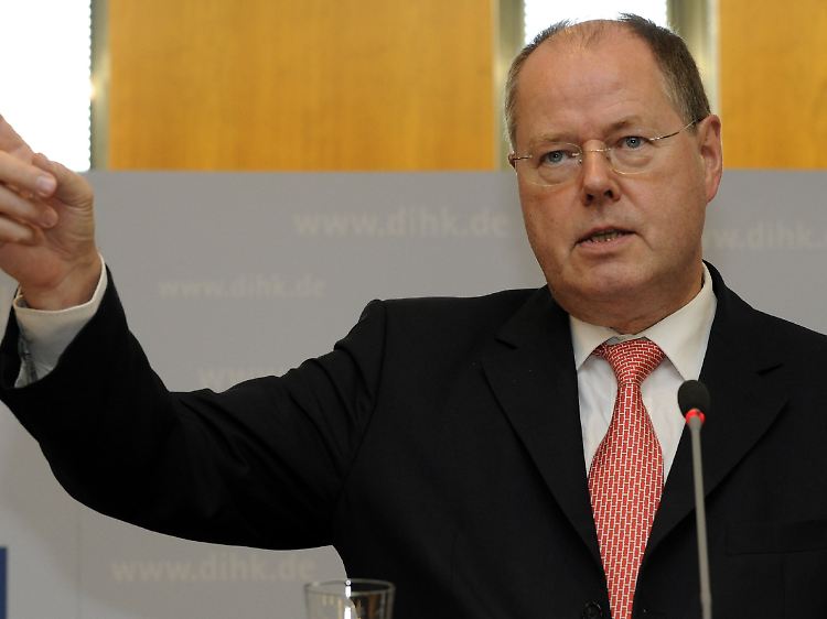 Peer Steinbrück warnt allerdings vor zu viel Konjunkturoptimismus.
