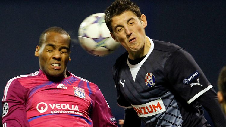 Der Ball war zwischen Zagreb und Lyon nur in der ersten Halbzeit hart umkämpft. Nach dem Wechsel kapitulierten die Kroaten.