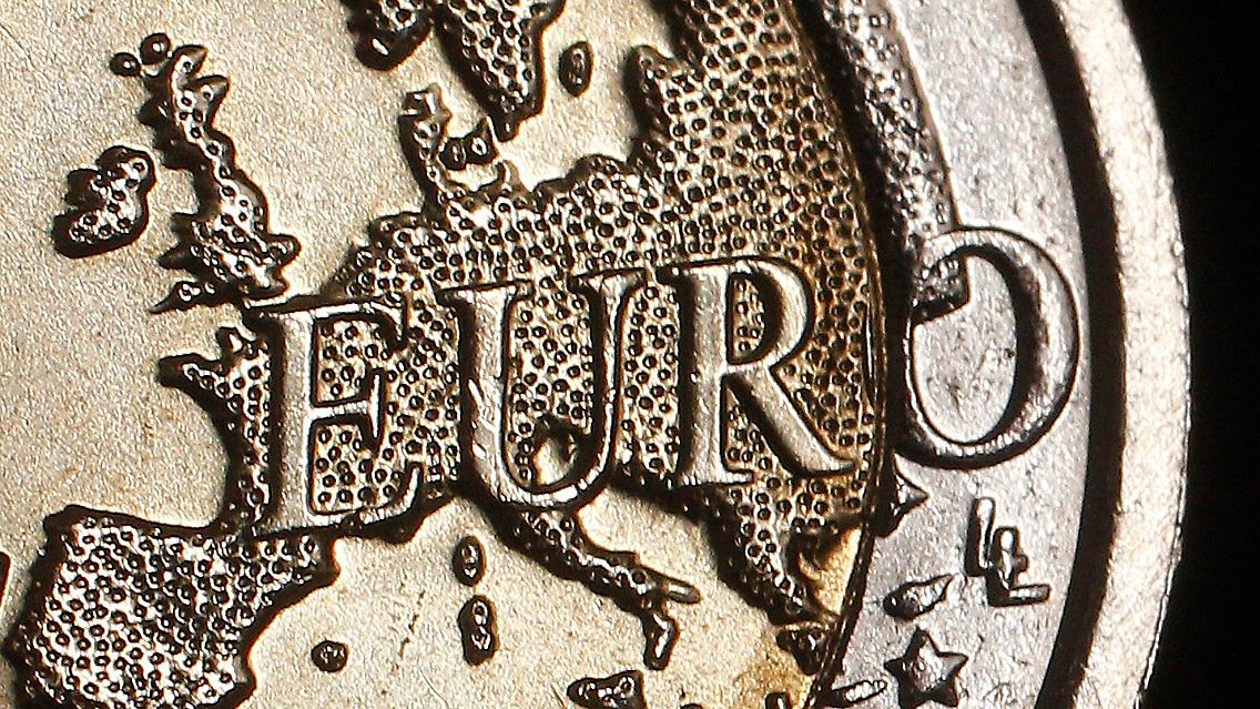 2011-12-06T130419Z_01_TGN106_RTRMDNP_3_EUROZONE.JPG3658282896983800467.jpg