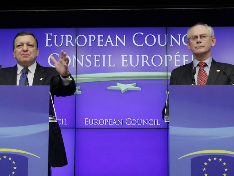 Schon wieder eine lange Nacht in Brüssel: Jose Manuel Barroso und Herman Van Rompuy (r.).