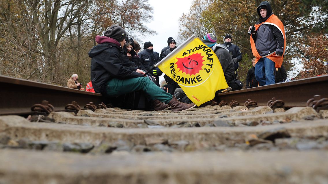 Protest in Hitzacker gegen einen Castor-Transport.
