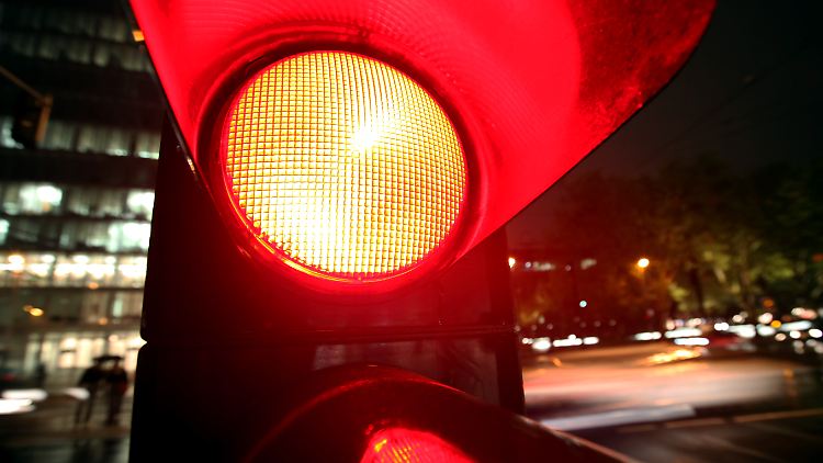 Auch eine rote Ampel konnte den Flüchtigen nicht aufhalten.