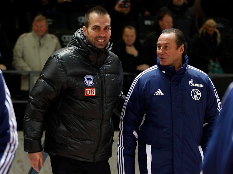 Eines der Gerüchte besagt: Babbel beerbt in der neuen Saison Huub Stevens auf Schalke.