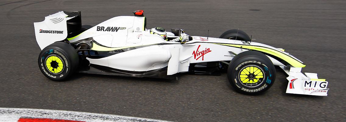 Prangt schon in der nächsten Formel 1 - Saison der Stern auf der Motorabdeckung?