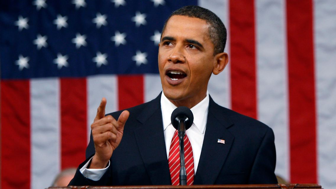 "Wenn wir nichts tun, werden mehr Amerikaner sterben", warnt US-Präsident Obama seine Kritiker.