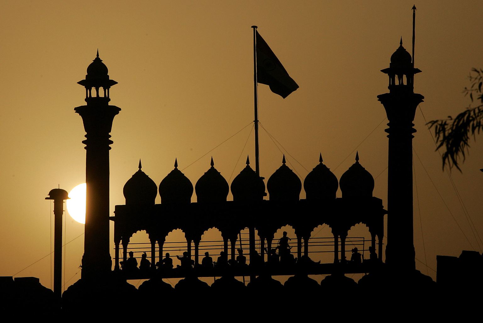 Mitte des 19. Jahrhunderts wird Britisch-Indien immer wieder von Unruhen erschüttert.