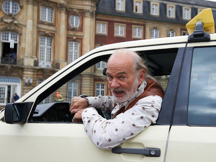 In Deutschland sind die Taxifahrer nicht solchen strengen Regeln unterworfen.