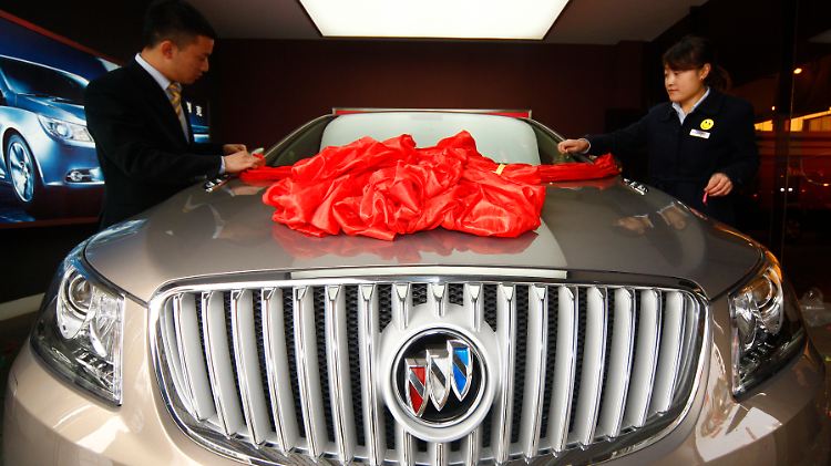 Ein Buick-Modell von GM auf einer Autoshow in China: Künftig werden die Modelle der US-Hersteller wegen der Einfuhrzölle teurer.