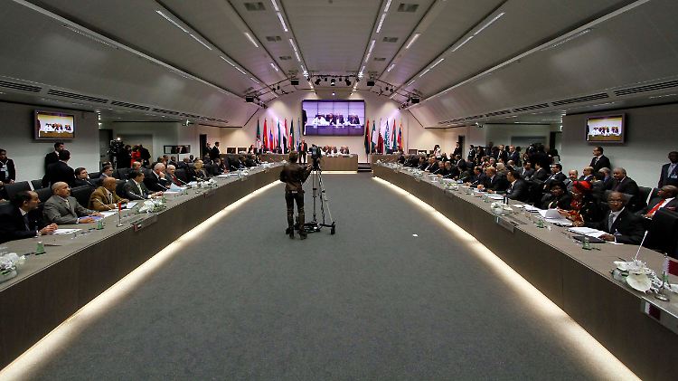 Der Einfluss schwindet mit den Öl-Vorräten: Blick in den Konferenzsaal der  Opec-Zentrale in Wien.
