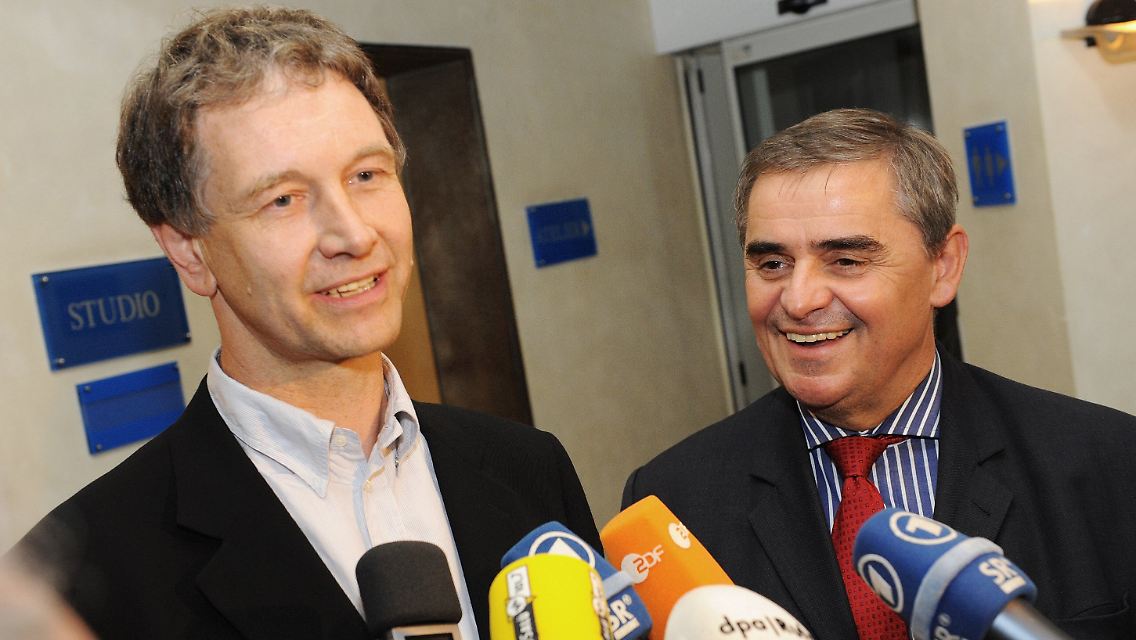 CDU-Landeschef Müller (r) und Grünenchef Hubert Ulrich haben sich offenbar gut verstanden.
