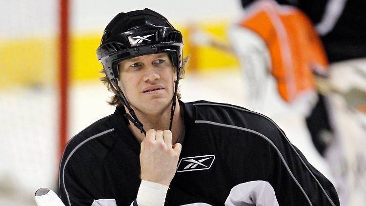 Chris Pronger fällt mit einer Gehirnerschütterung lange aus.