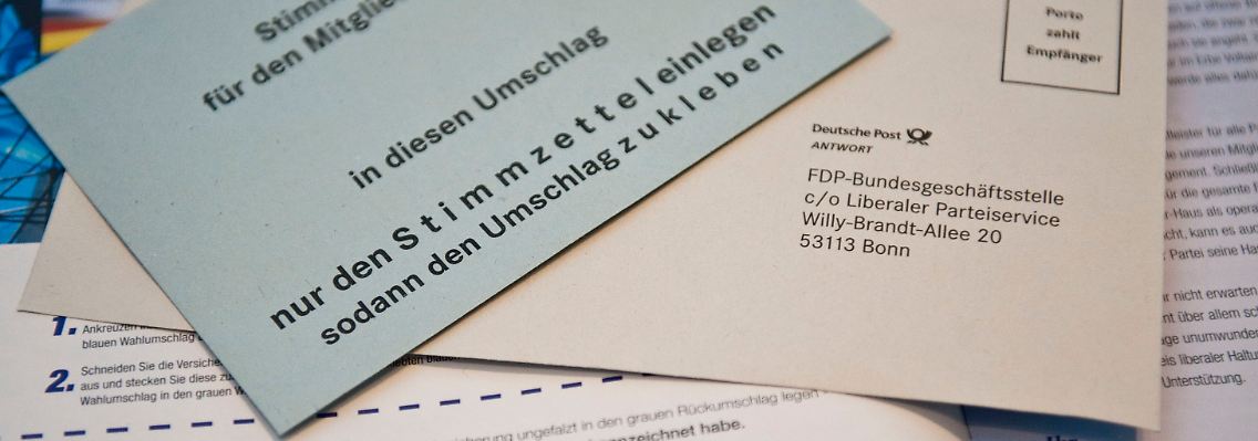 Dieser Wahlzettel ging an alle 65.000 FDP-Mitglieder.