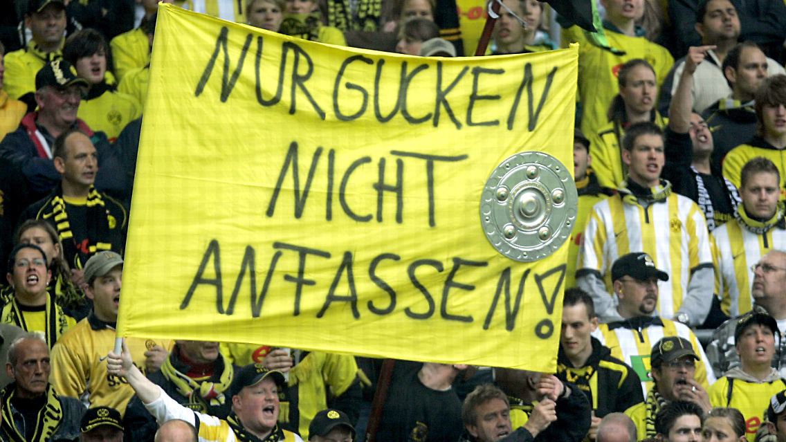 "Nur gucken, nicht anfassen" - dieses Motto wird für Schalke auch unter Felix Magath noch eine Weile gelten.