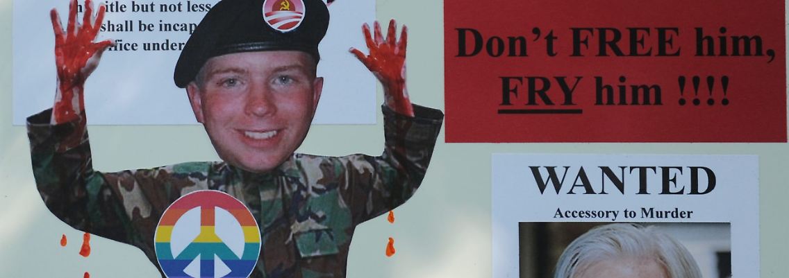 So sehen die Gegner von Wikileaks Bradley Manning - mit Blut an seinen Händen.