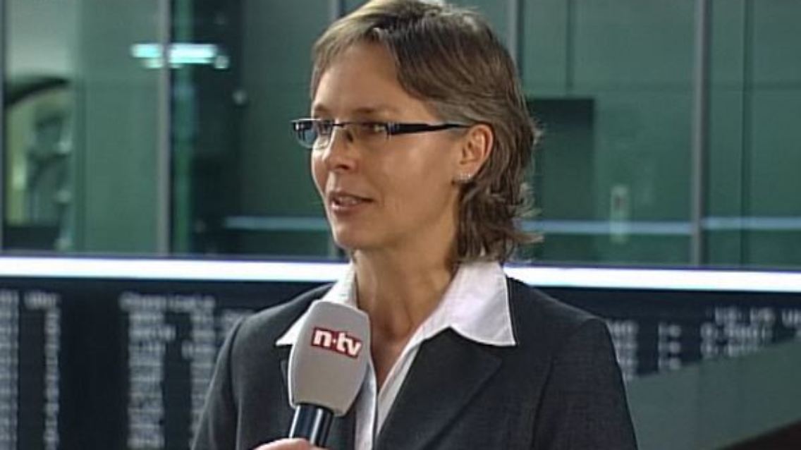 Gabriele Wiedmann  Volkwirtin Deka