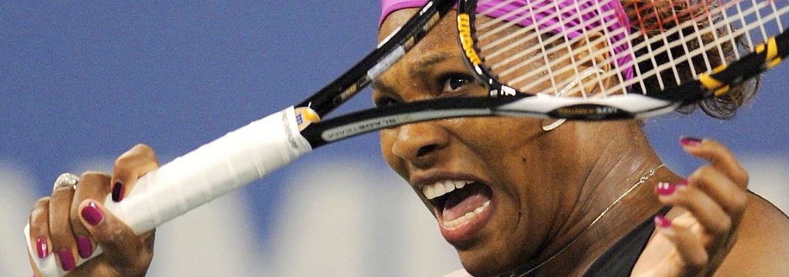 Sie schimpfte und zertrümmerte ihren Schläger: Serena Williams war nicht mehr zu bremsen.