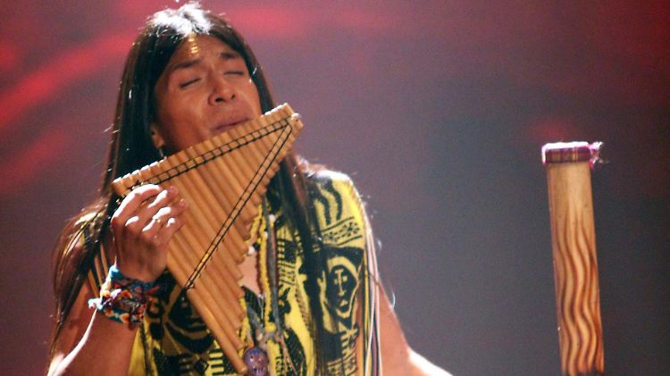 Mit James Last ins Glück: Leo Rojas.