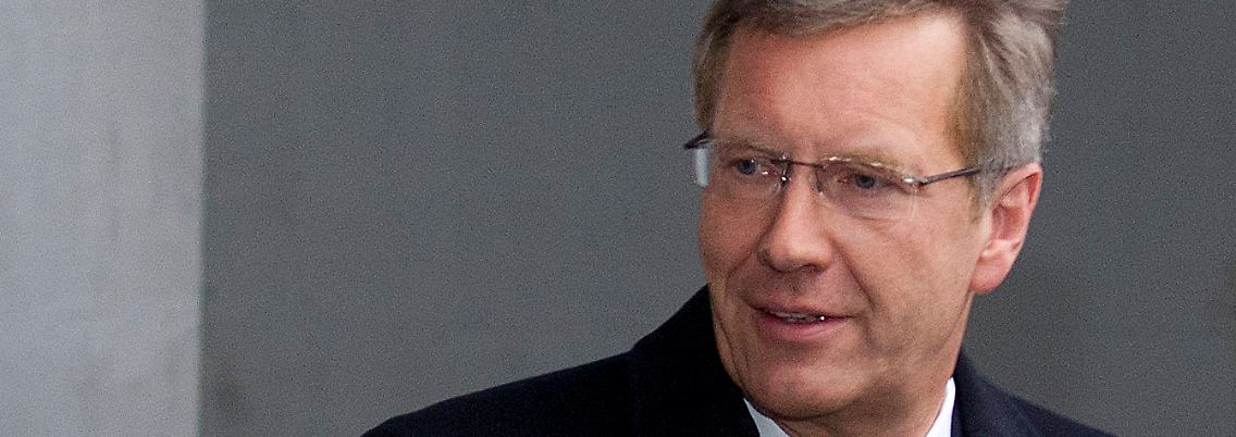 Wie lange kann Wulff die öffentliche Diskussion ignorieren?