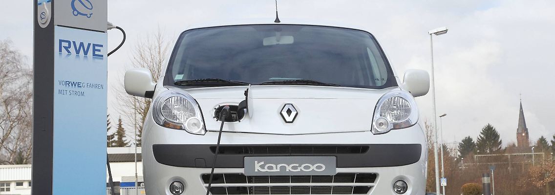 Künstliche Fahrgeräusche sollen Elektroautos künftig im Verkehr sicherer machen.