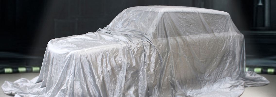 Die neue "Rennpappe" wird erst auf der IAA (17.-27.09.2009) enthüllt.
