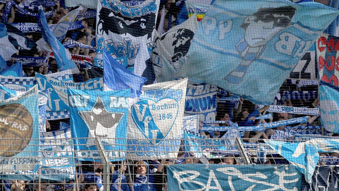 Vorfreude: Das Bochumer Ruhrstadion ist ausverkauft.