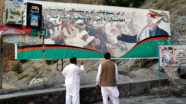 Wieder einmal steckt die NATO in Afghanistan im Dilemma: Lässt sie Karsais Wahlfälschung durchgehen, fehlt stabile Führung. Lässt sie die Wahl wiederholen, fehlt Stabilität.