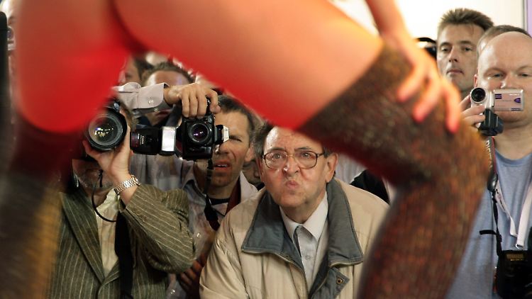 Bilder für die "interessierte Öffentlichkeit": Porno-Vorführung auf einer Sex-Messe in Berlin.
