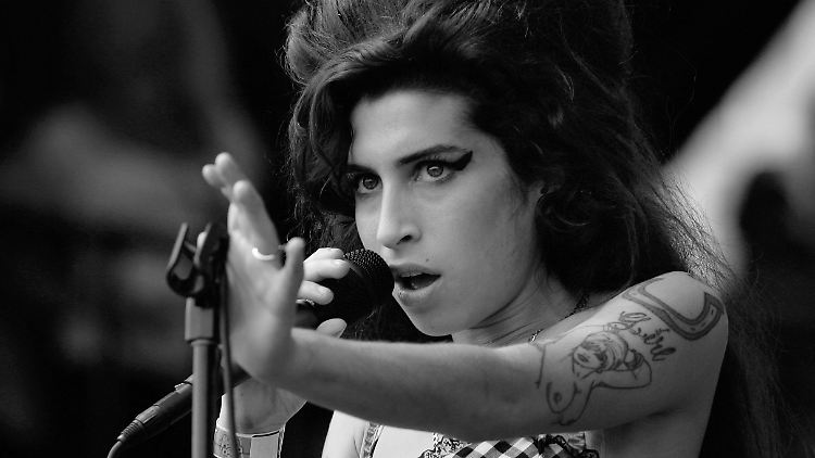 Bewegtes Leben, früher Tod: Amy Winehouse.