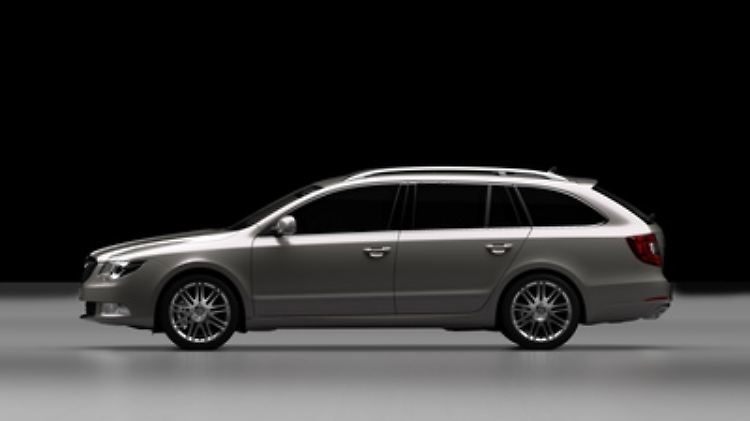Zweite Karosserievariante: Der Skoda Superb hat auf der IAA als Kombi Premiere.