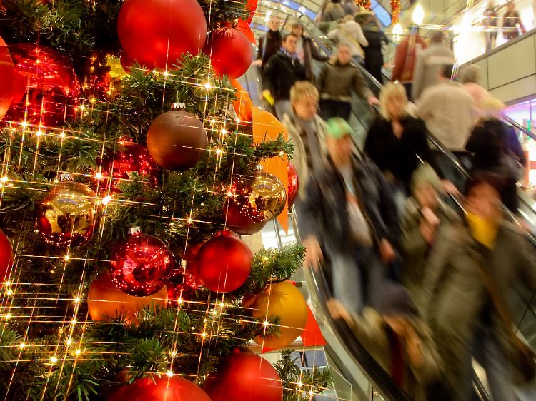Der Stress beim Einkaufen in der Vorweihnachtszeit scheint bei einigen zu einer Art Ritual zu werden.