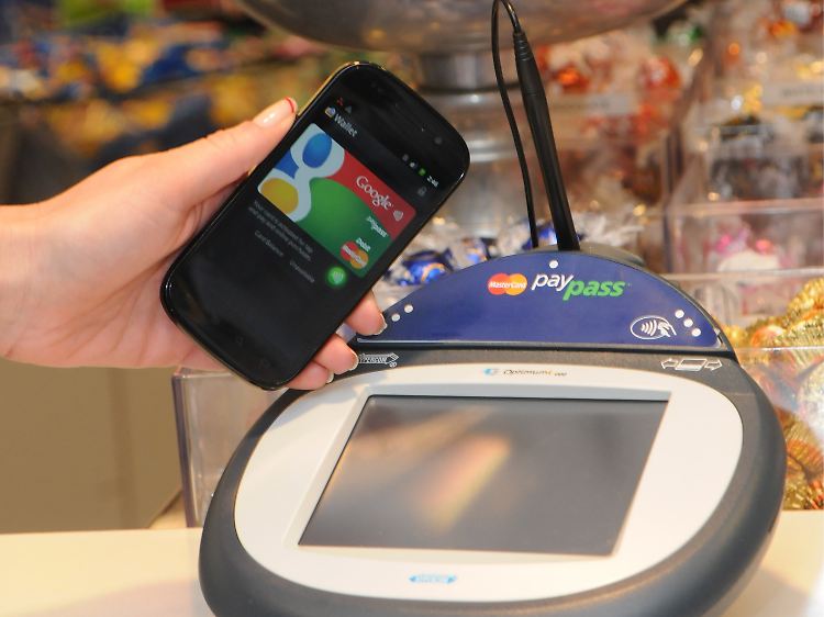 Eine weitere Variante: Ein Google-Smartphone zur elektronischen Zahlungsabwicklung.