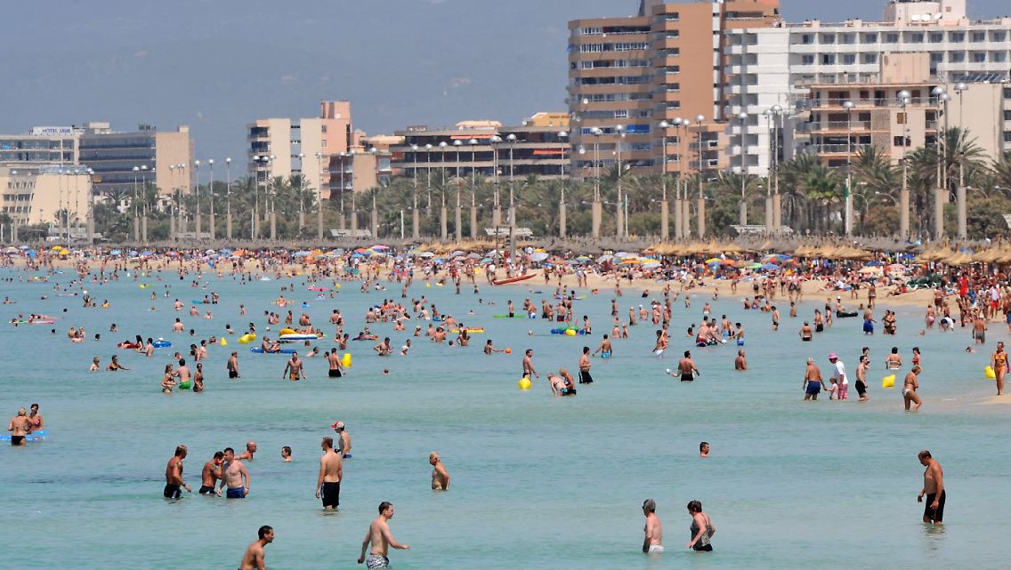 Die Zahl der Badeunfälle auf Mallorca häuft sich. (Strand von El Arenal)