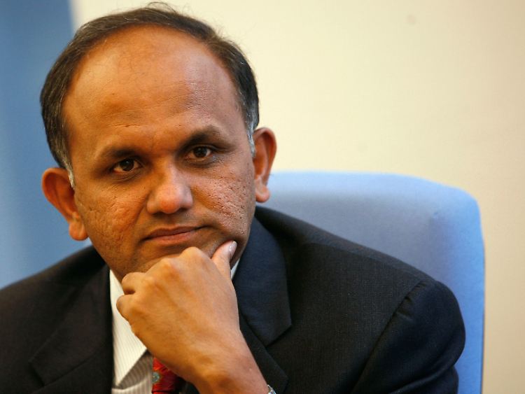 CEO Shantanu Narayen. Adobe stellt Software für die Gestaltung von Fotos, Webseiten und Druckschriften her.