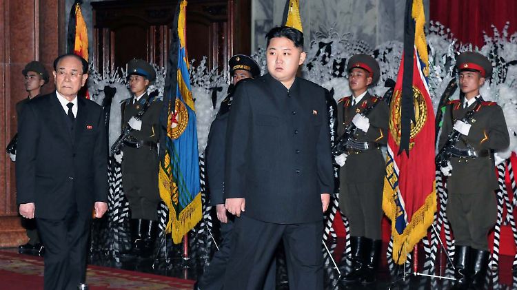 Stück für Stück festigt Thronfolger Kim Jong seine Macht.