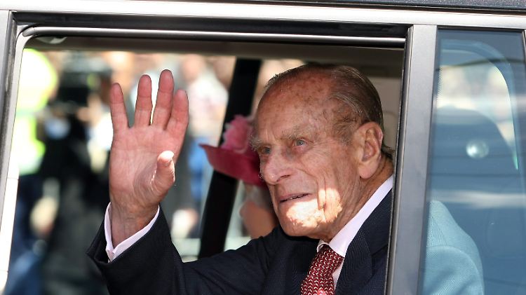 Der Ehemann von Queen Elizabeth II. ist 90 Jahre alt.