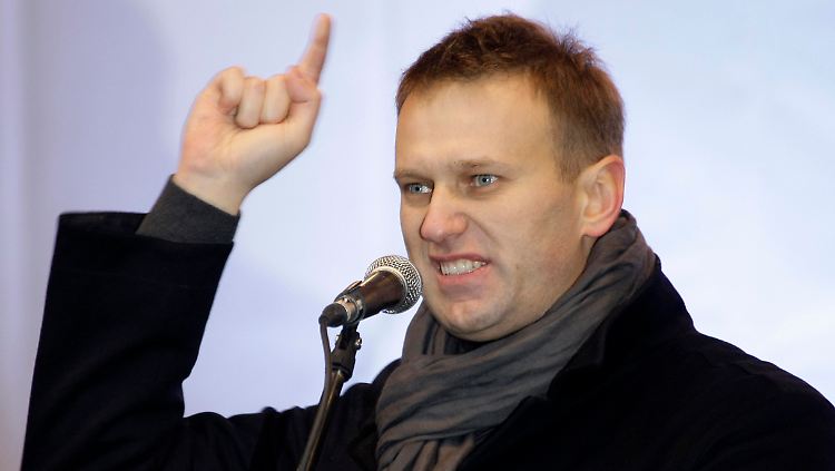 Der russische Protest-Held Nawalny erklärt die Präsidentschafts-Wahlen am 4. März 2012 vorab für illegitim.