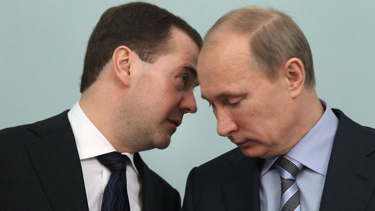 Rollentausch in Sicht: Russlands Präsident Medwedew könnte bald Ministerpräsident werden - unter einem Wieder-Präsidenten Putin.