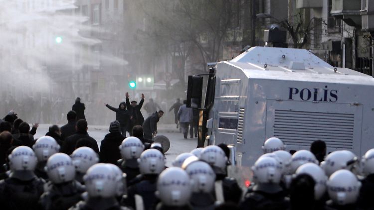 Bei den Protesten in Istanbul.