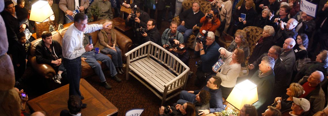 In sogenannten "town hall"-Versammlungen versuchen die Kandidaten, die Anhänger ihrer Partei zu überzeugen.