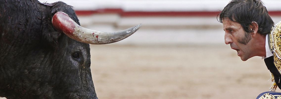 Spanien muss seinen Problemen ins Auge schauen: Rezession, Defizit zu hoch, Abwärtsspirale dank immer größeren Sparanstrengungen.